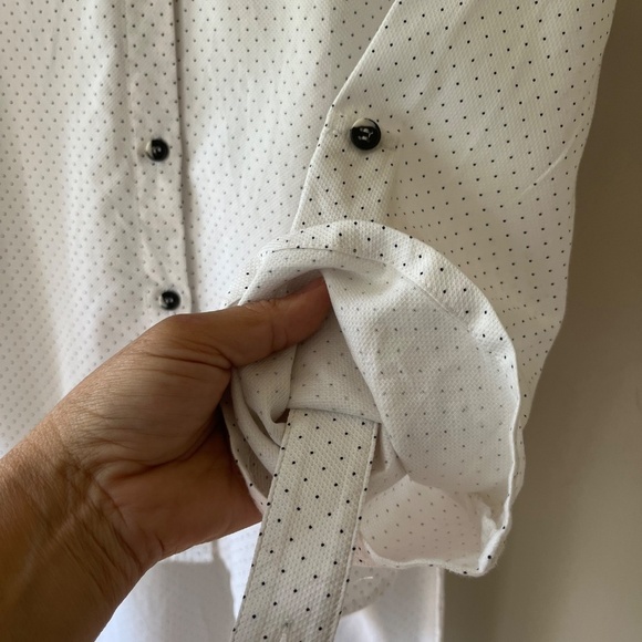 PERIPHERY Black Dotted Over White Sleeve Blouse High Low Hem Button Up Size 10 - Picture 4 of 9